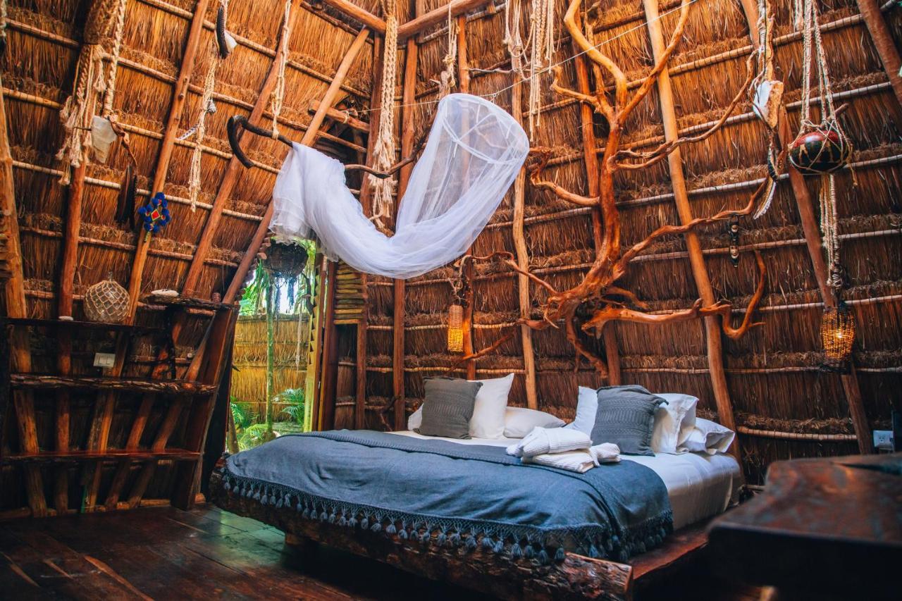 Ikal Tulum Hotel Exterior foto Interior of a Treehouse