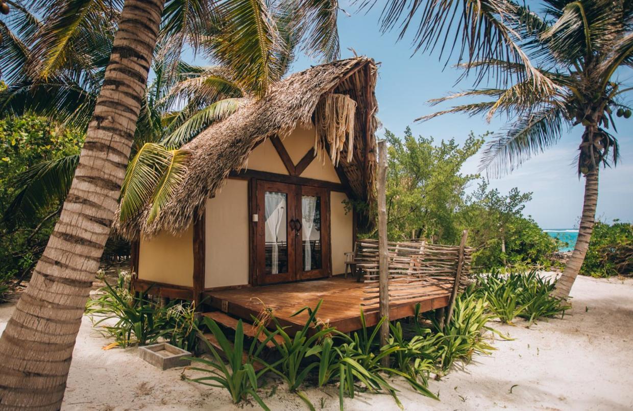 Ikal Tulum Hotel Exterior foto A bungalow at Xel-Há
